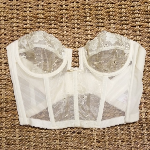 Other - Vintage Lingerie 36B